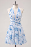 Vestido de bienvenida a casa, cuello halter azul claro, floral fruncido y con escote en línea A