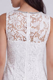 Vestido corto corto de graduación con escote en V con collar floral con cuentas