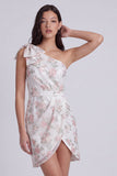 Vestido blanco pequeño con un solo hombro floral bodycon lazo