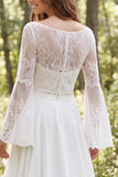 Vestido de novia de manga larga con volantes y gasa de marfil y abertura