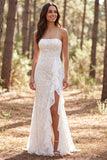 Vestido largo de novia largo de encaje sirena marfil de marfil con volantes y abertura