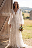 Vestido de novia largo de marfil con flores y escote en V y manga larga línea A-line
