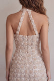 Vestido de bienvenida a casa, corto con escote con cuello halter, corto y floral con lentejuelas