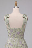 Vestido corto de bienvenida corto de Sage Sage A-line floral con tirantes gruesos