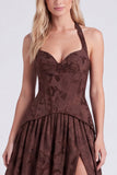 Corsé espresso de línea A con escote halter, encaje floral con encaje en la espalda y largo vestido de dama de honor con abertura