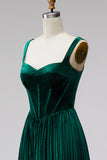 Corsé de terciopelo verde oscuro Tirantes plisados gruesos Vestido formal largo de línea A