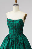 Corsé verde oscuro Bordado floral A-line sin tirantes Vestido corto de bienvenida