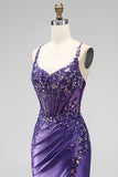 Sirena con purpurina, lentejuelas, corsé fruncido, vestido largo morado con abertura