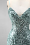 Perlas de perlas de lentejuelas verdes polvorientas con tirantes finos y tirantes largos de sirena con abertura