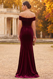 Vestido formal Maxi de sirena de terciopelo burdeos con hombros descubiertos