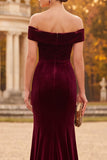 Vestido formal Maxi de sirena de terciopelo burdeos con hombros descubiertos