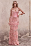 Corsé rosa con funda, lentejuelas, vestido largo sin tirantes y flecos escalonados