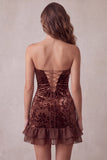 Vestido cóctel corto de terciopelo con de volantes Chocolates bodycon