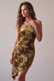 Vestido de cóctel corto asimétrico con estampado de terciopelo mostaza dorado