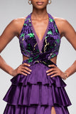 Vestido largo de graduación de terciopelo de satén con volantes y recorte morado
