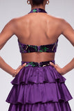 Vestido largo de graduación de terciopelo de satén con volantes y recorte morado