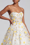 Corsé amarillo claro, vestido largo de graduación con volantes y tirantes y aplique florales