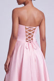 Vestido de graduación largo de satén rosa sin tirantes florales con abertura lateral