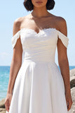 Vestido de novia blanco de satén fruncido y largo en línea A con encaje