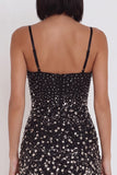 Vestido de cóctel corto corto con cuentas recortado y recortado bodycon tirantes