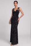 Vestido largo de noche de sirena negra con recorte en V y terciopelo de lentejuelas