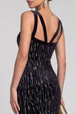 Vestido largo de noche de sirena negra con recorte en V y terciopelo de lentejuelas