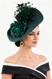 Sombrero Fascinator de Tela Sinomay verde oscuro con plumas
