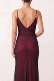 Vestido largo de noche con tirantes finos negros rojos y abertura