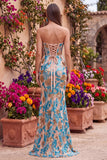 Vestido largo de fiesta azul floral con lentejuelas de corte sirena sin tirantes y con abertura