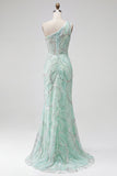 Vestido largo de fiesta verde de corte sirena con cuentas, lentejuelas y diseño de un solo hombro