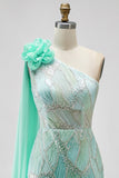 Vestido largo verde de sirena de un hombro con tul adornado con cuentas, flores de tul con cuentas y abertura