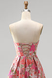Vestido largo de graduación sin tirantes y abertura floral rojo Jacquard A-Line con volantes y abertura