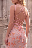 Vestido de graduación largo con tirantes finos de sirena con cuello cuadrado rosa