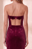Vestido de fiesta navideña Midi sin tirantes con corte de terciopelo burdeos y corto