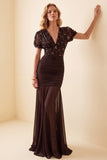 Vestido formal largo marrón de gasa con manga corta corte sirena y escote en V