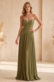 Vestido formal largo plisado y tirantes Línea Oliva con pedrería