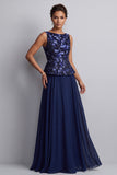 Vestido largo para madre de la novia azul marino con escote barco y corte en A