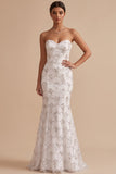 Vestido de novia largo blanco de corte sirena sin tirantes