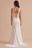 Vestido largo largo de satén de satén blanco con escote en V y abertura