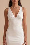 Vestido largo largo de satén de satén blanco con escote en V y abertura