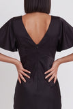 Vestido de cóctel Midi de sirena de satén negro con escote en V y mangas aleteadas