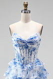 Vestido largo azul de gasa con corte en A, corsé y escote sin tirantes