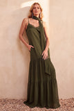 Vestido largo de invitado de boda de gasa de satén oliva con tirantes finos y bolsillos