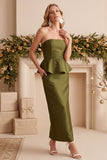 Vestido largo de invitado de boda peplum de satén de funda oliva sin tirantes con abalorios