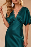 Vestido largo de invitado de boda con escote en pico de encaje azul pavo real con escote en V