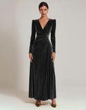 Vestido formal de terciopelo oliva con cuello en V y mangas largas