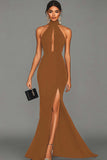 Vestido elegante negro de satén con cuello halter y corte sirena