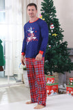 Pijamas familiares a juego de cuadros navideños con estampado azul real