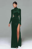 Vestido de fiesta de terciopelo negro de cuello alto con mangas largas y abertura