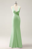 Vestido largo de dama de honor de satén con cuello en V de sirena Verde Oscuro